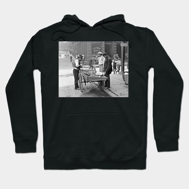 Food Cart in Little Italy, 1906. Vintage Photo Hoodie by historyphoto